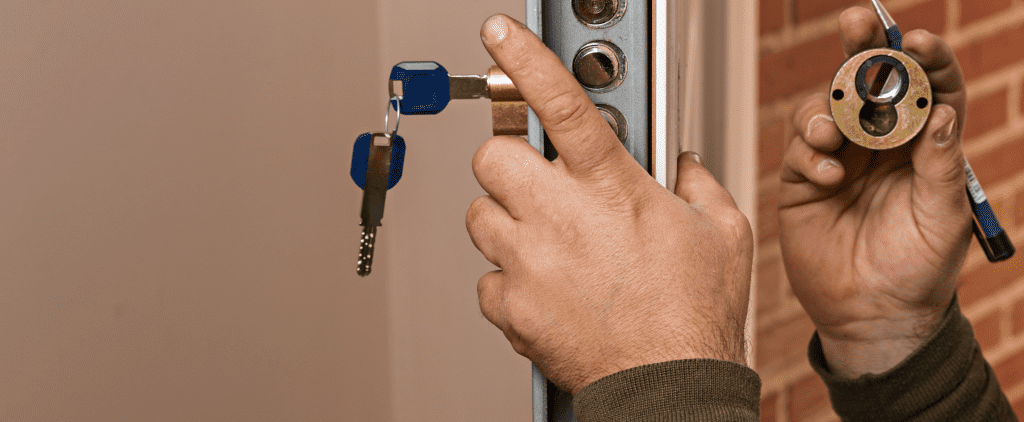 Cambio de cerradura 1024x1000 hori - Cambiar Cerradura Crevillente Abrir Cerradura Crevillente