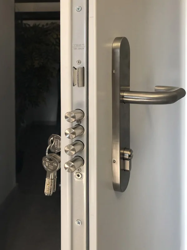 Cual es la mejor opcion para cambiar cerraduras en caso de emergencia - &iquest;Cu&aacute;l es la mejor opci&oacute;n para cambiar cerraduras en caso de emergencia en Espa&ntilde;a?